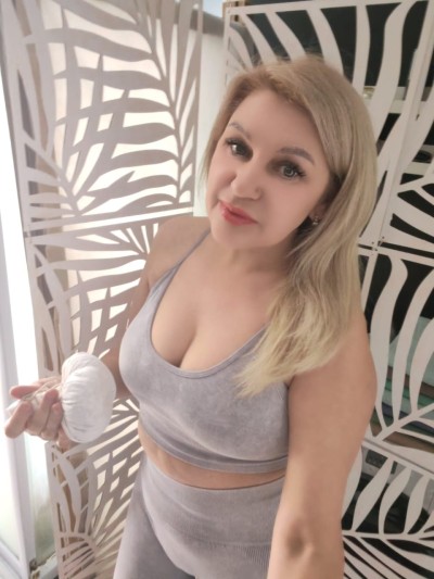 Частная массажистка Елена 